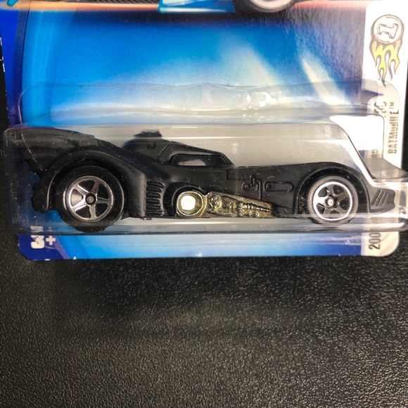 Hotwheels Batman 2004 edition (bundle of 4) - Picture 7 of 11